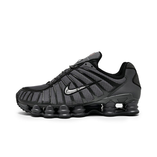 Nike Shox TL en color negro